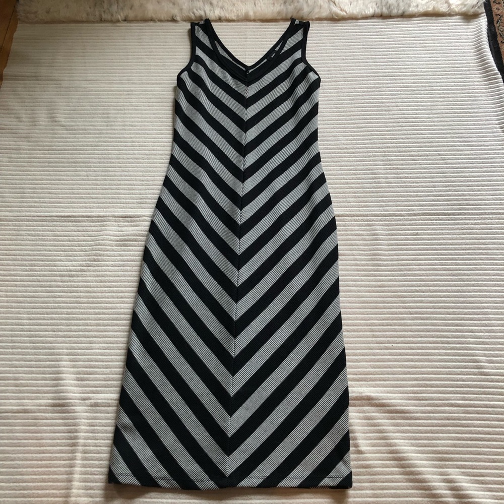Mossimo long V striped summer dress